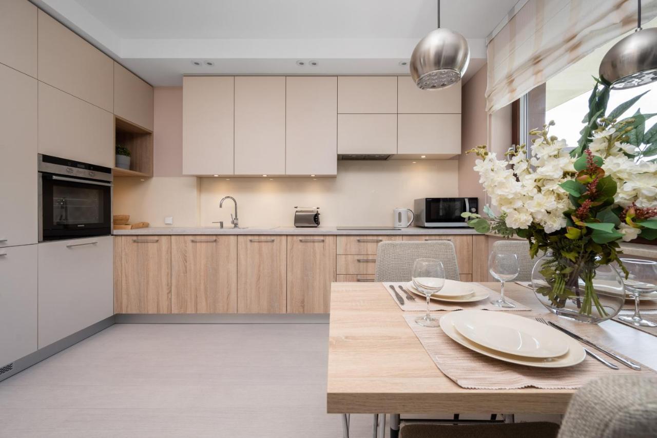 Dąbie Silver By Renters *