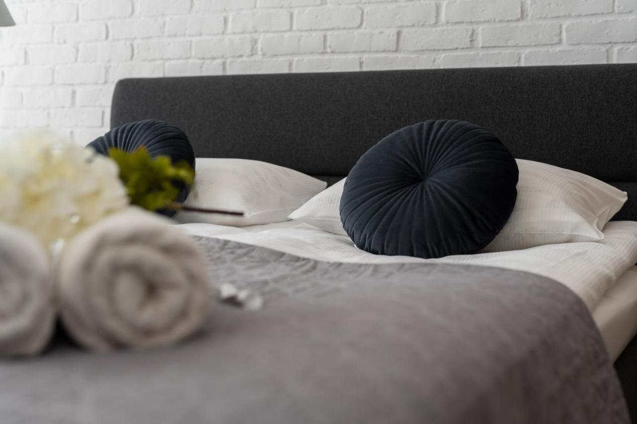 Dąbie Silver By Renters * Wrocław
